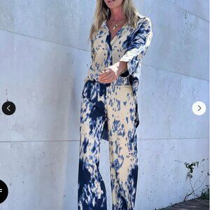 RAMONA LARUE BLUE HIDE MANDY SILK PANTS, LIKE NEW, SIZE SMALL